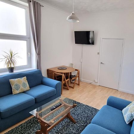 Southsea Escape - Coastal Holiday Apartment - 2 Double Bedrooms Portsmouth Luaran gambar