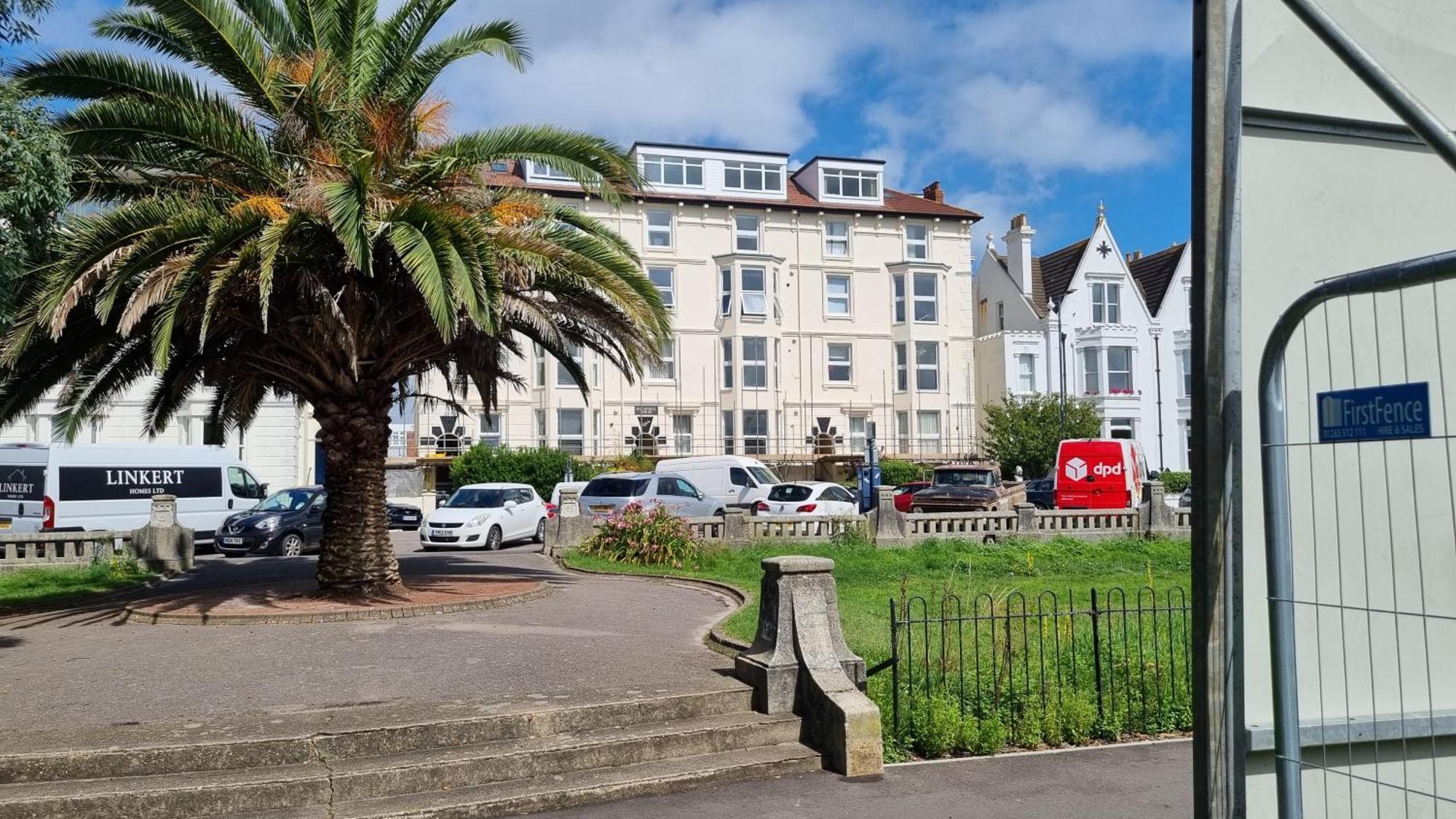 Southsea Escape - Coastal Holiday Apartment - 2 Double Bedrooms Portsmouth Luaran gambar