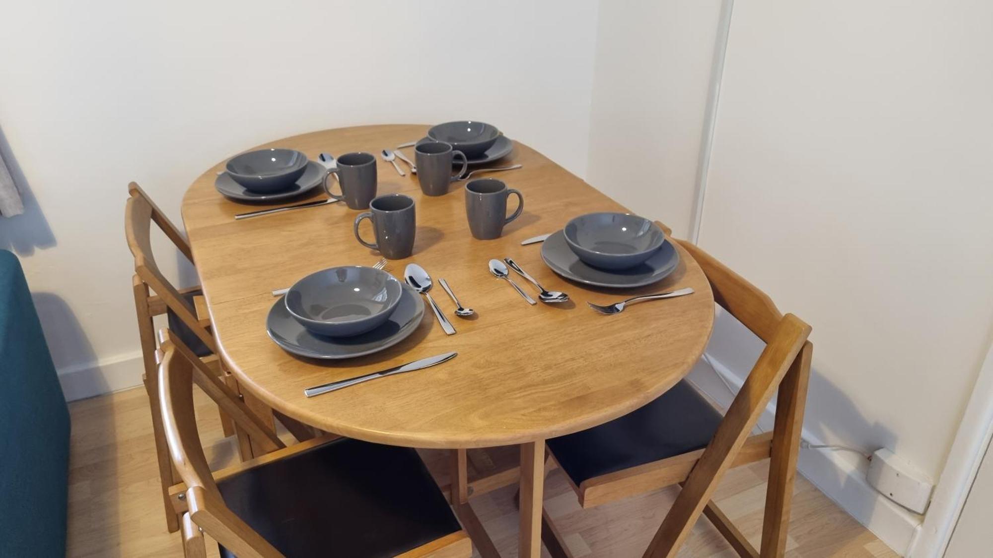 Southsea Escape - Coastal Holiday Apartment - 2 Double Bedrooms Portsmouth Luaran gambar